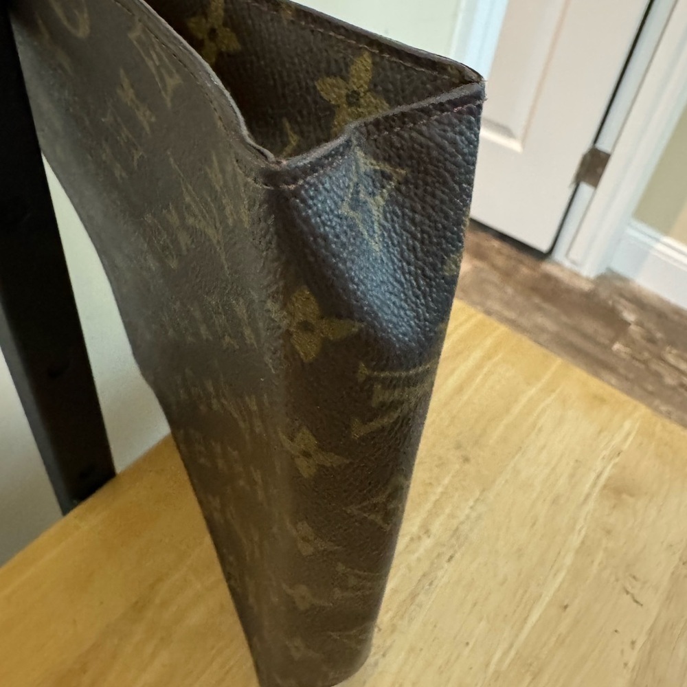 Louis Vuitton Brown Monogram Toiletry Bag 26 - Picture 6 of 16